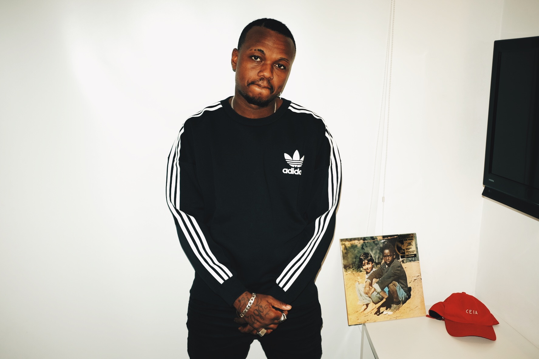 batidas rimas traz o rapper djonga bh a baixada pela batidas rimas traz o rapper djonga bh a baixada pela